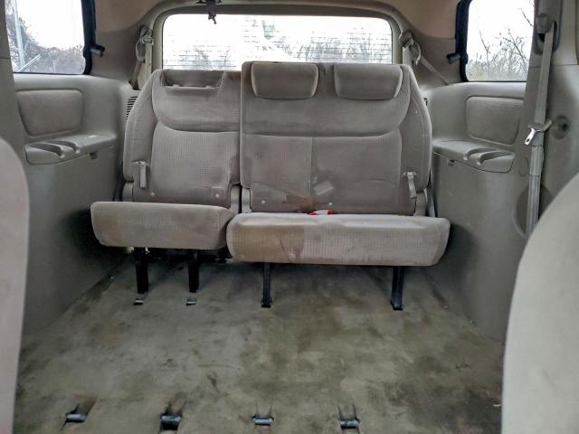 Toyota Sienna Ce Image 7