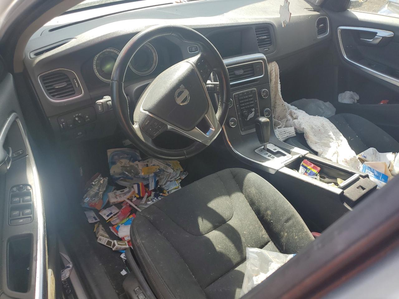 Volvo S60 T5 Image 5