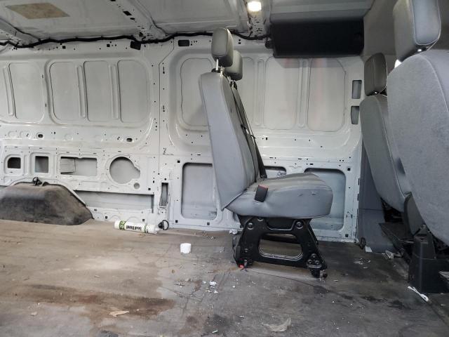 Ford Transit T-250 Image 11