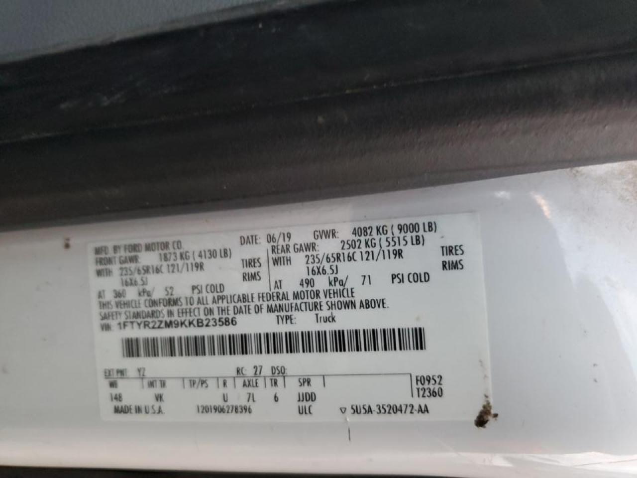 Ford Transit T-250 Image 13