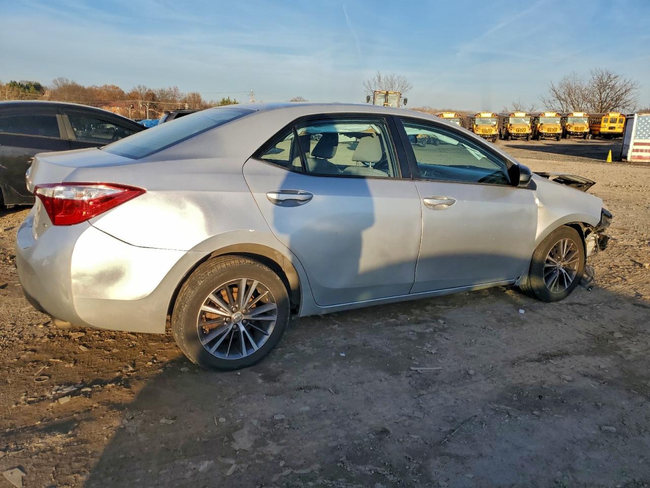 Toyota Corolla L Image 7