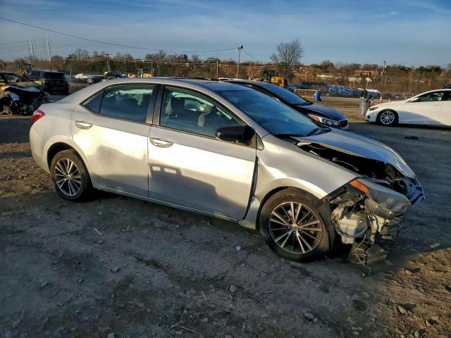 Toyota Corolla L Image 2