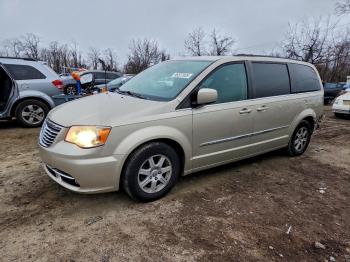  Salvage Chrysler Minivan