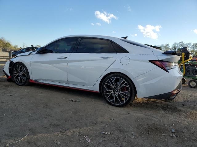 Hyundai ELANTRA Image 6