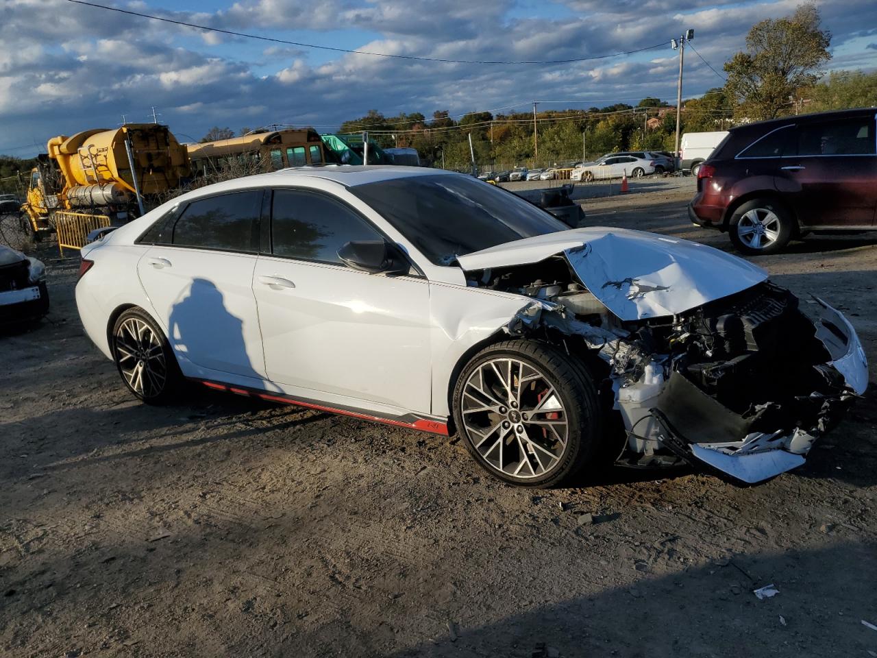 Hyundai ELANTRA Image 11