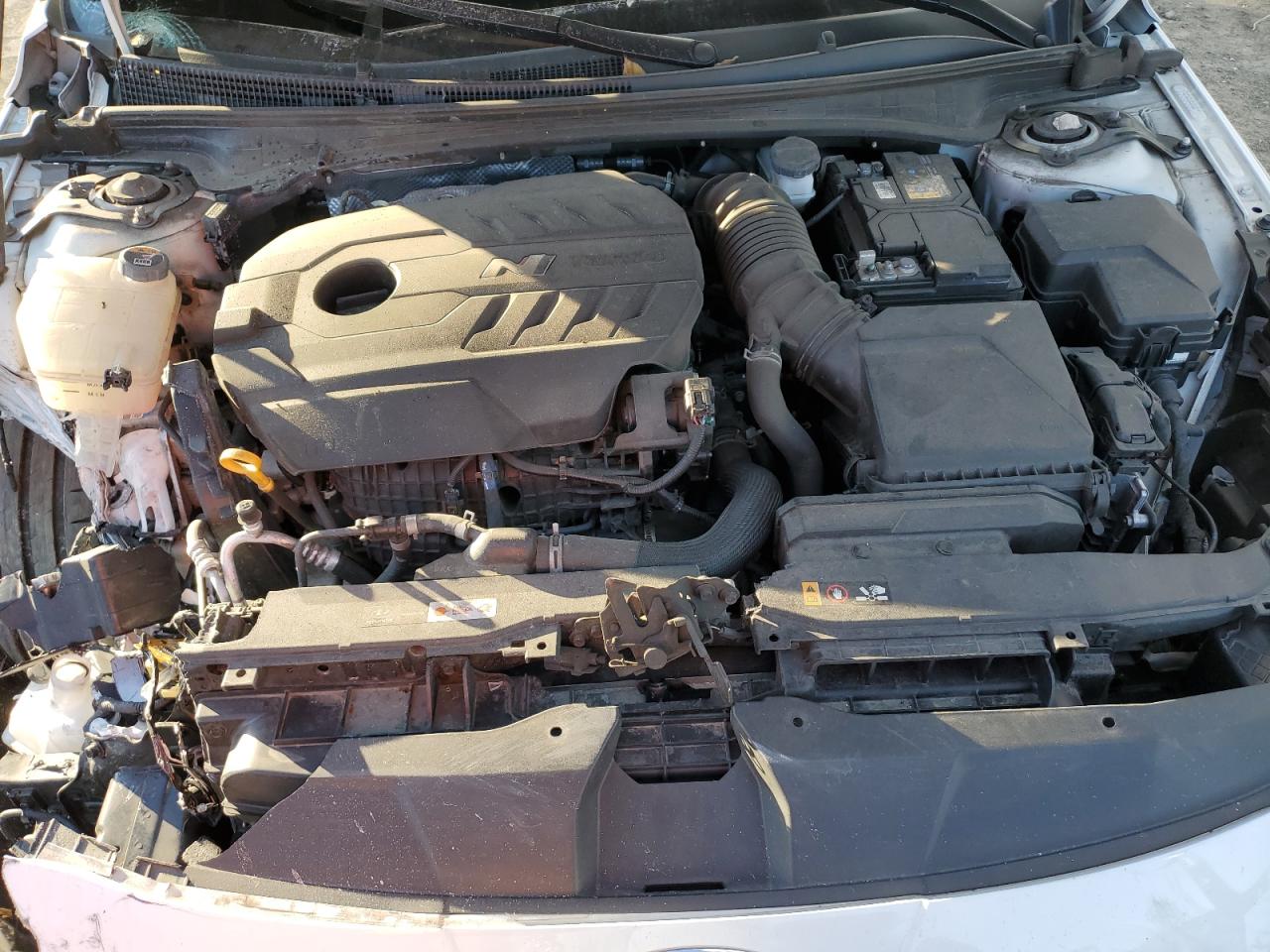 Hyundai ELANTRA Image 7