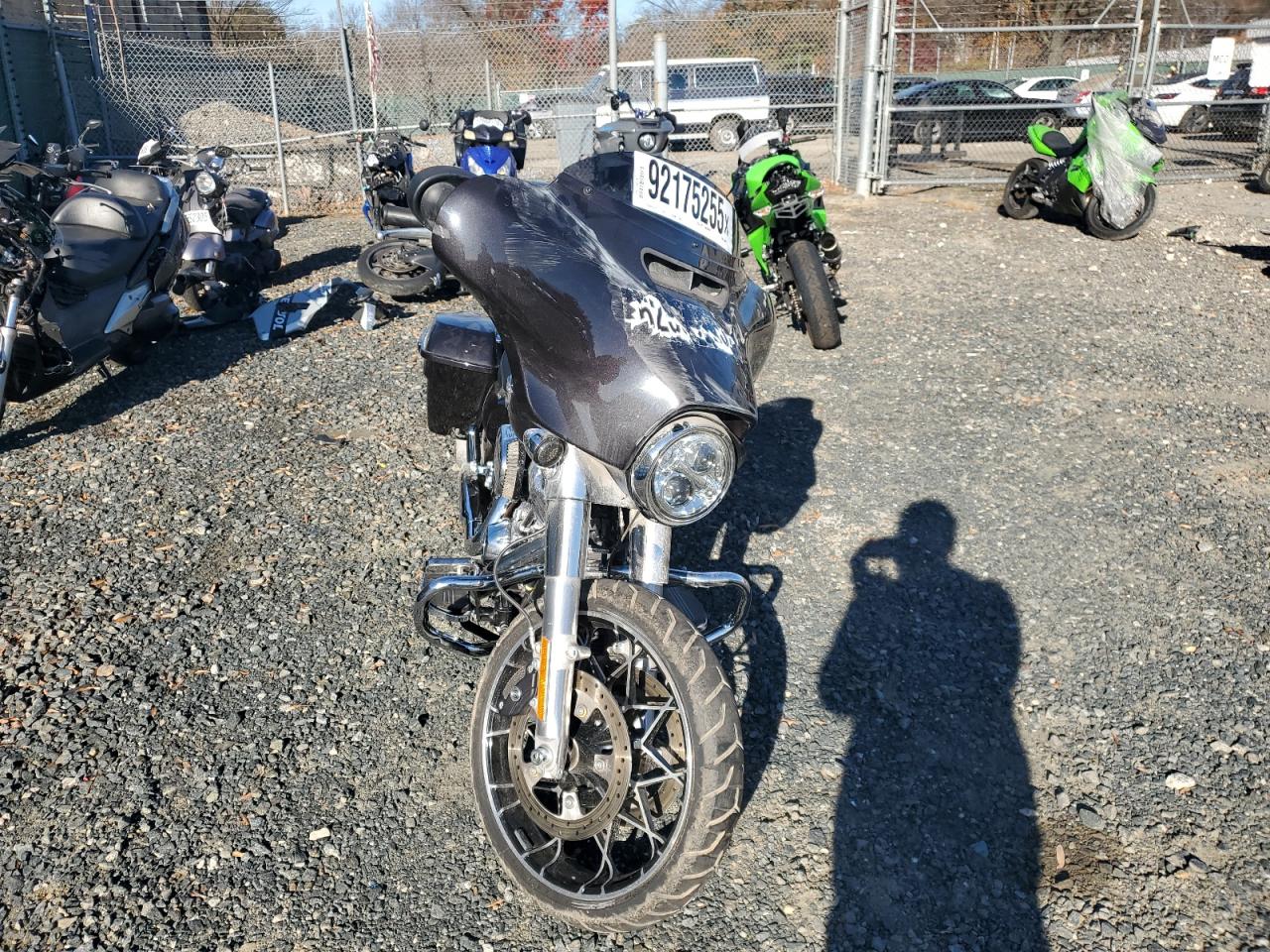 Harley-Davidson Flhxs Image 4