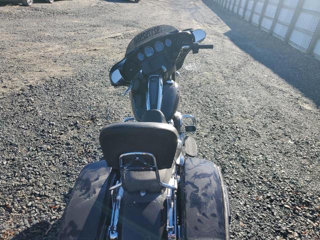 Harley-Davidson Flhxs Image 8