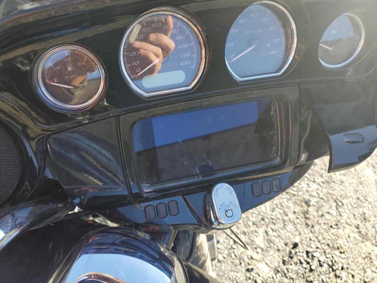 Harley-Davidson Flhxs Image 6