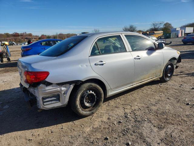 Toyota Corolla Base Image 13