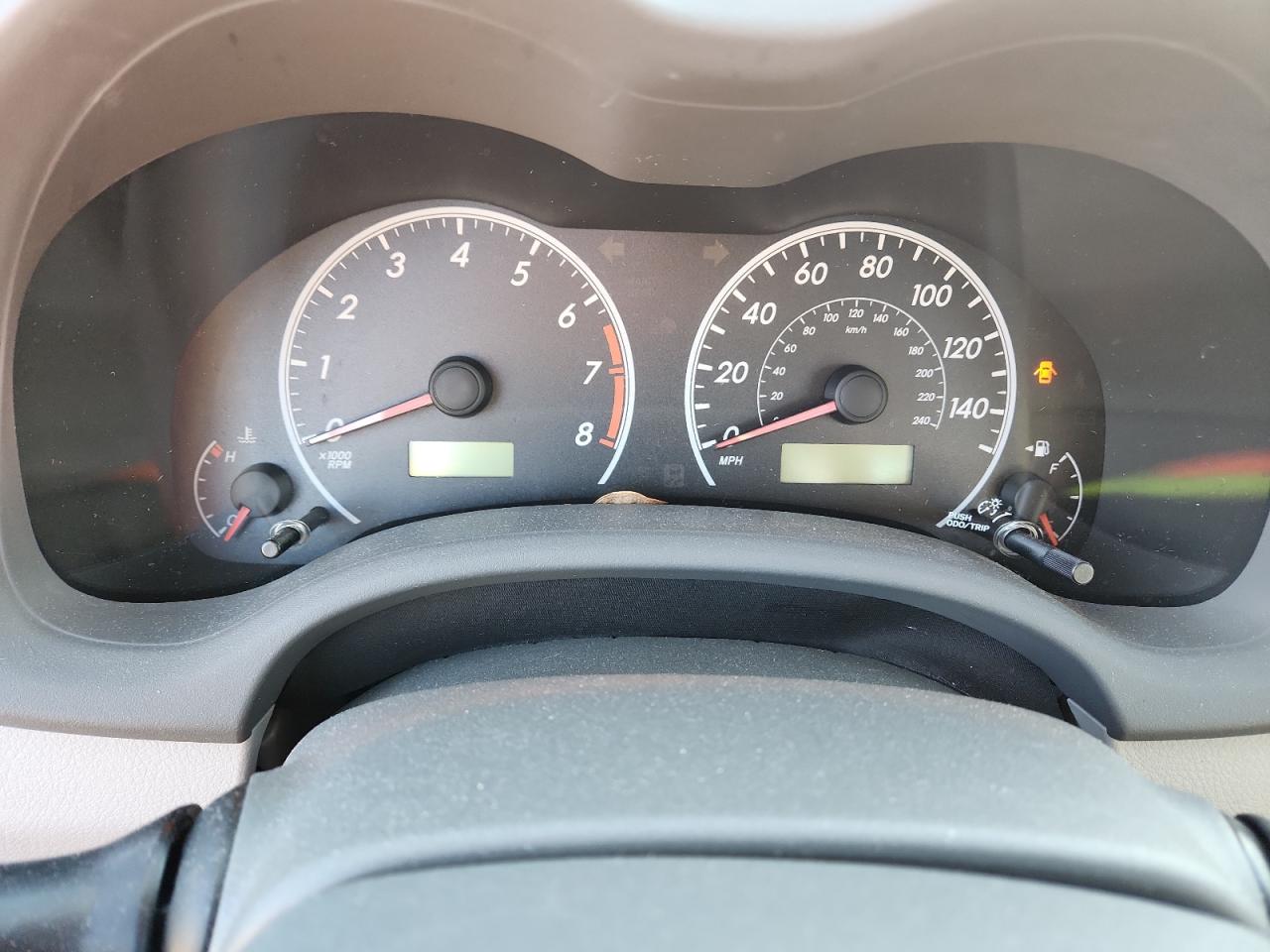 Toyota Corolla Base Image 7