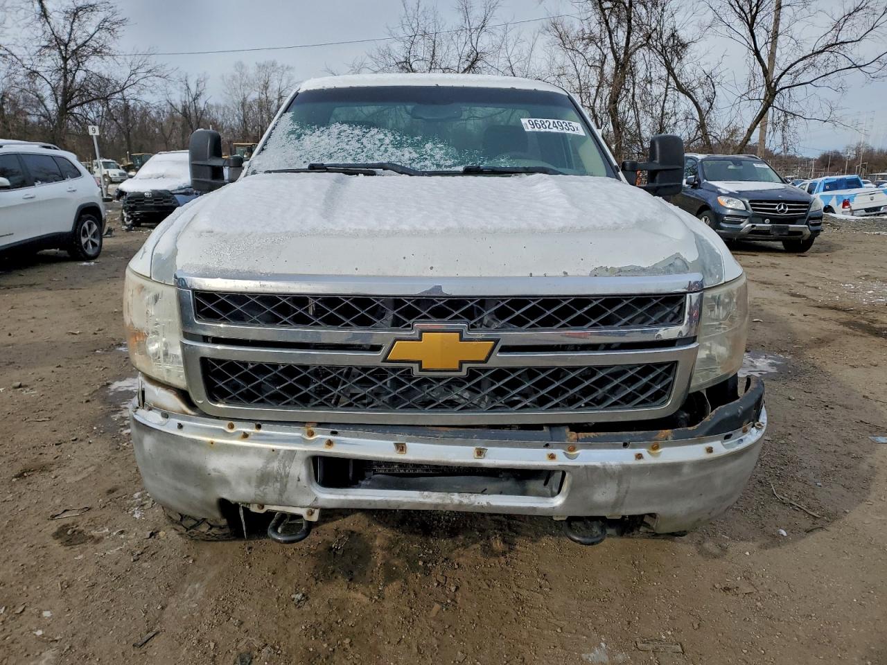 Chevrolet Silverado C2500 Heavy Duty Image 12