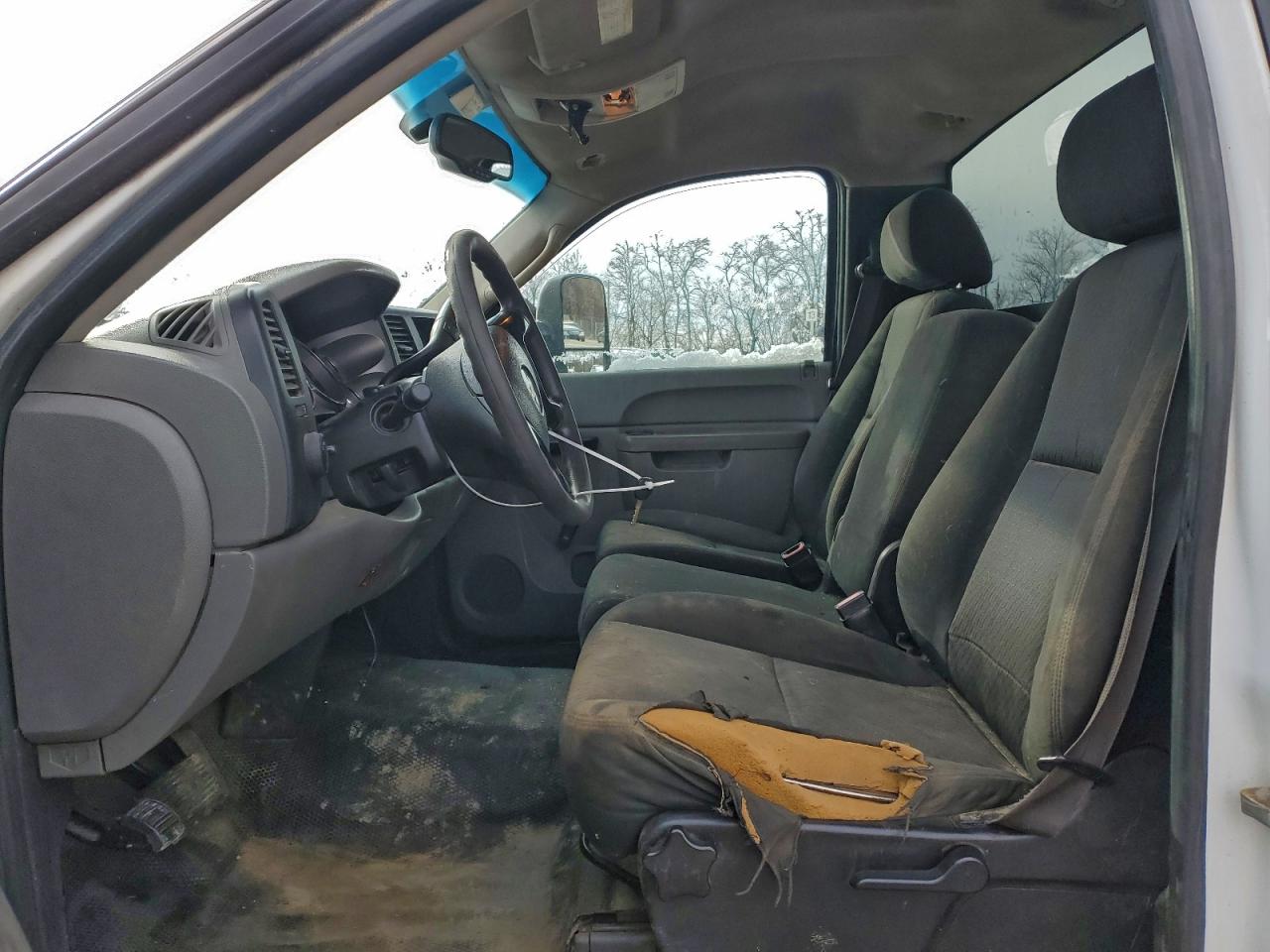 Chevrolet Silverado C2500 Heavy Duty Image 7