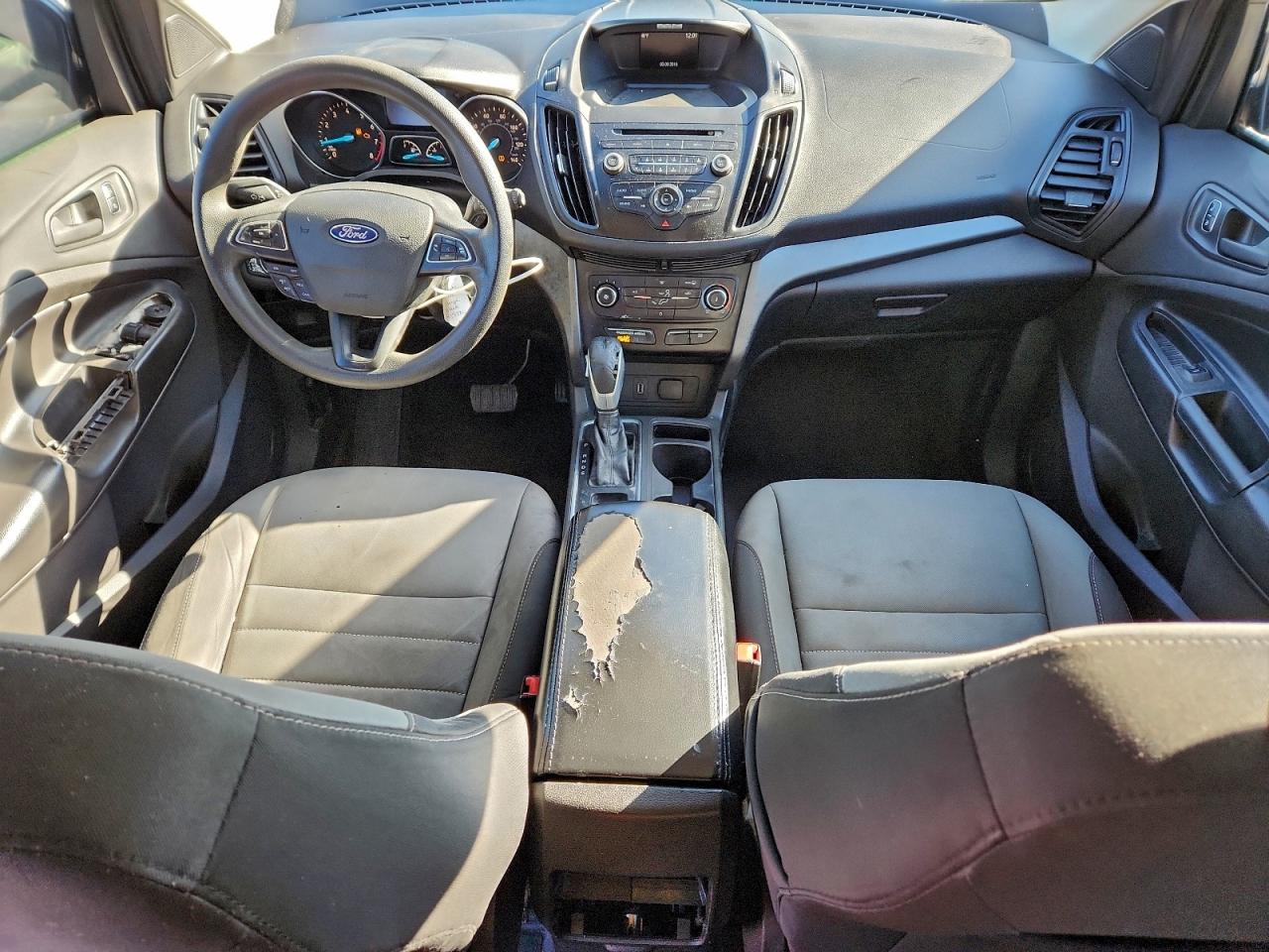 Ford Escape S Image 3