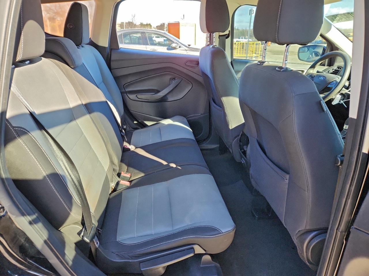 Ford Escape S Image 6