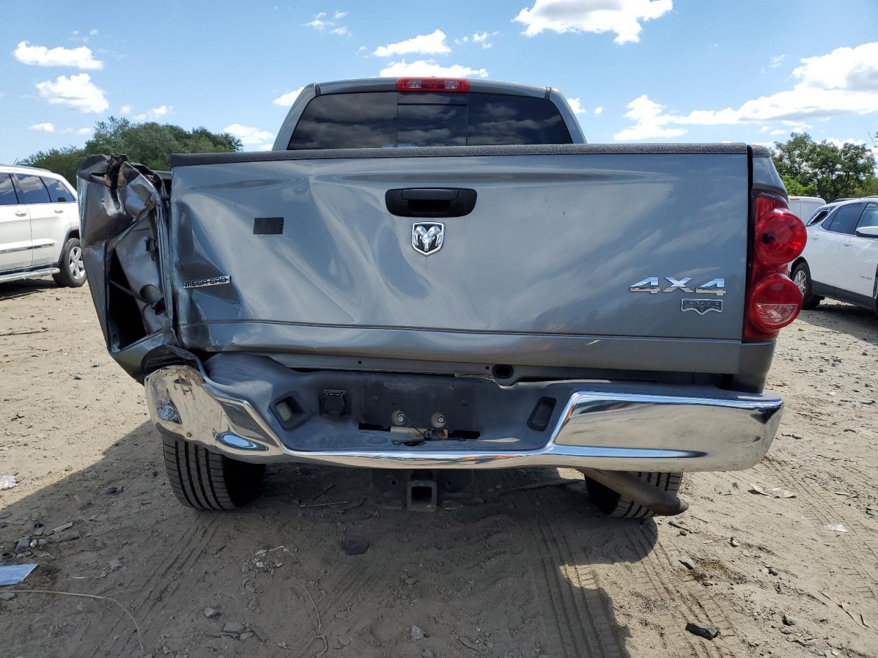 Dodge Ram 1500 Image 9