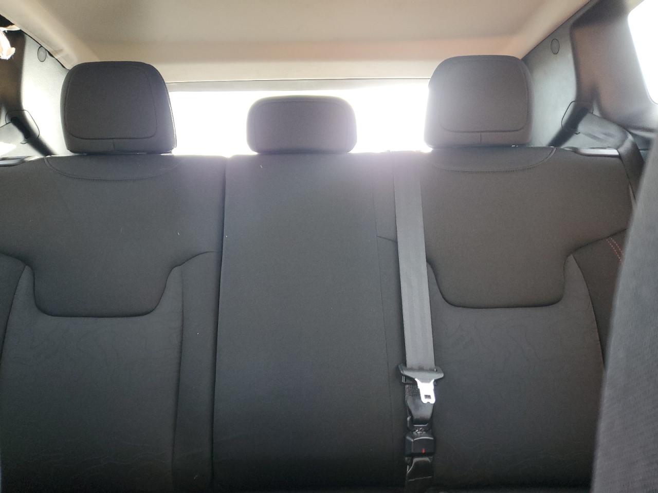 Jeep Renegade Trailhawk Image 8