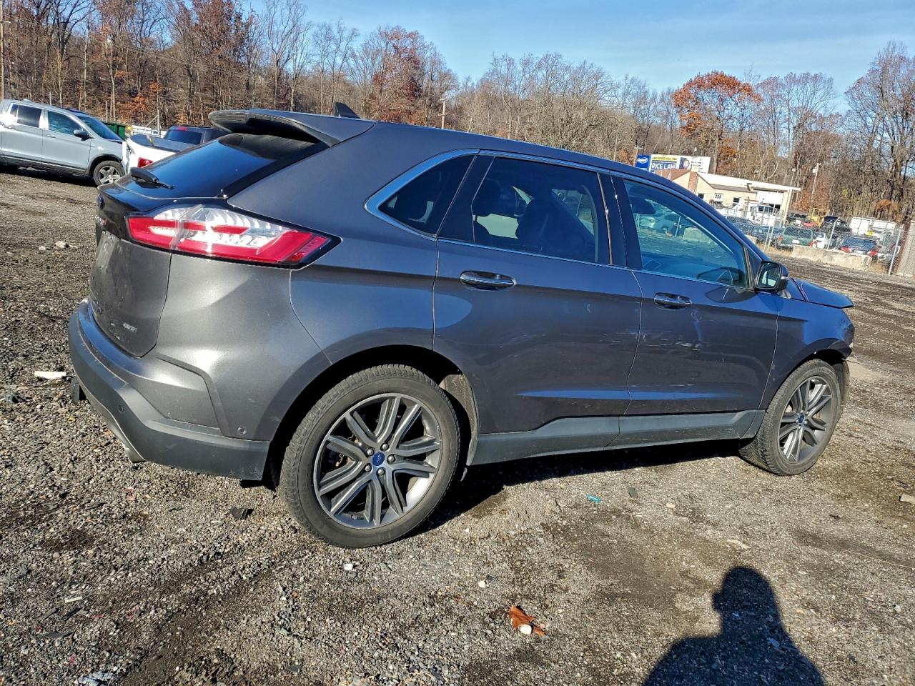 Ford Edge Titanium Image 7