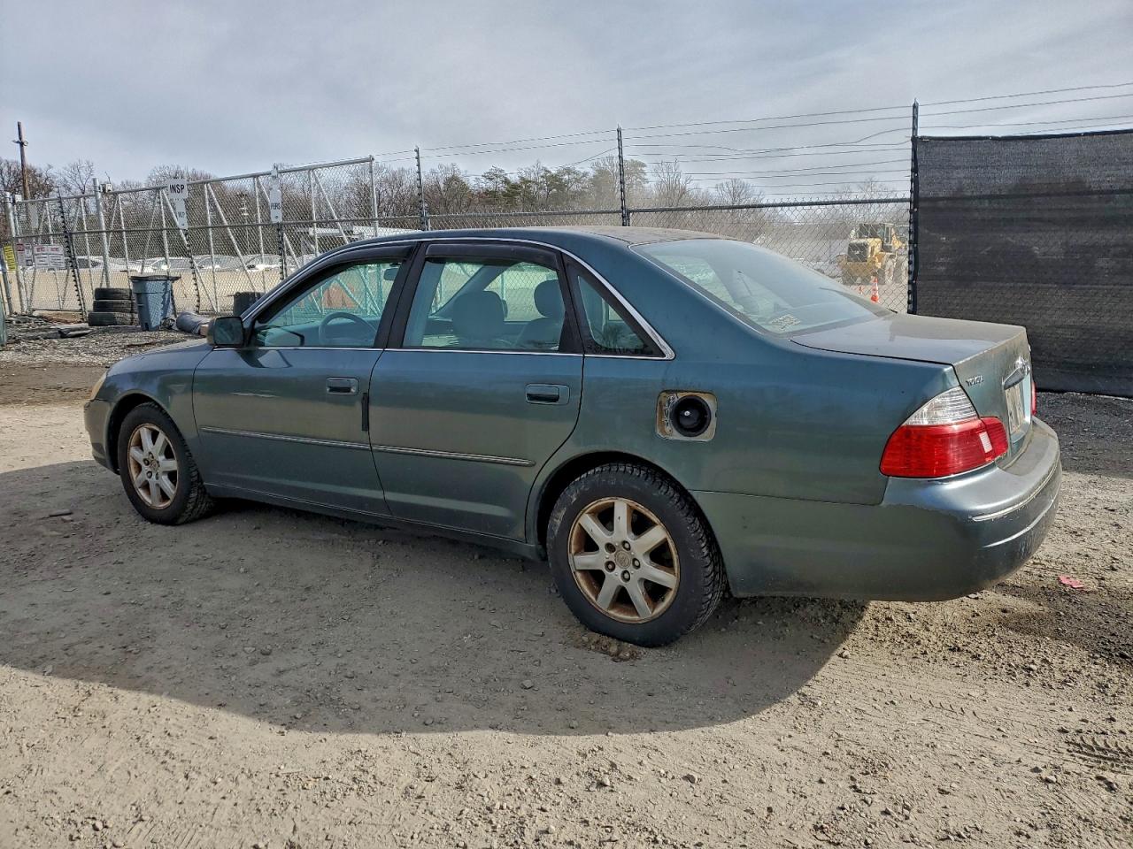 Toyota Avalon Xl Image 3