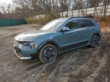  Salvage Kia Niro