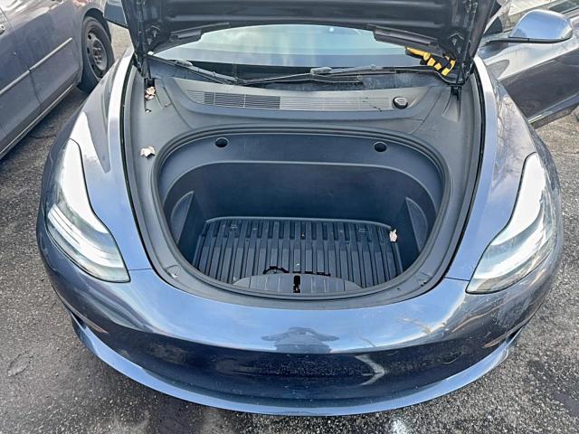 Tesla Model 3 Image 3