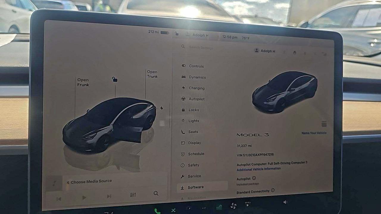 Tesla Model 3 Image 6