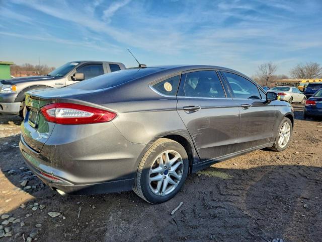 Ford Fusion Se Image 3