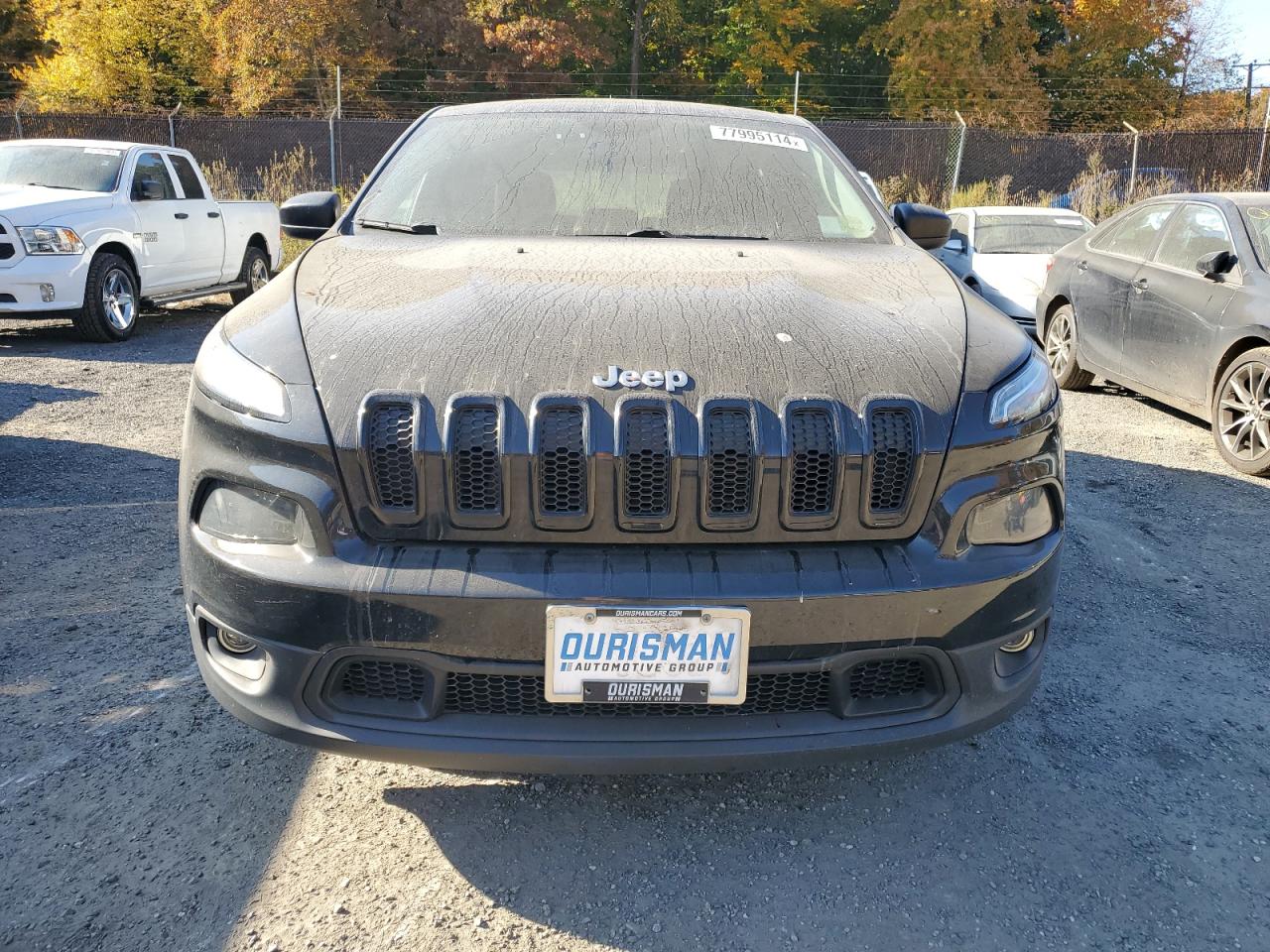 Jeep Grand Cherokee Sport Image 13