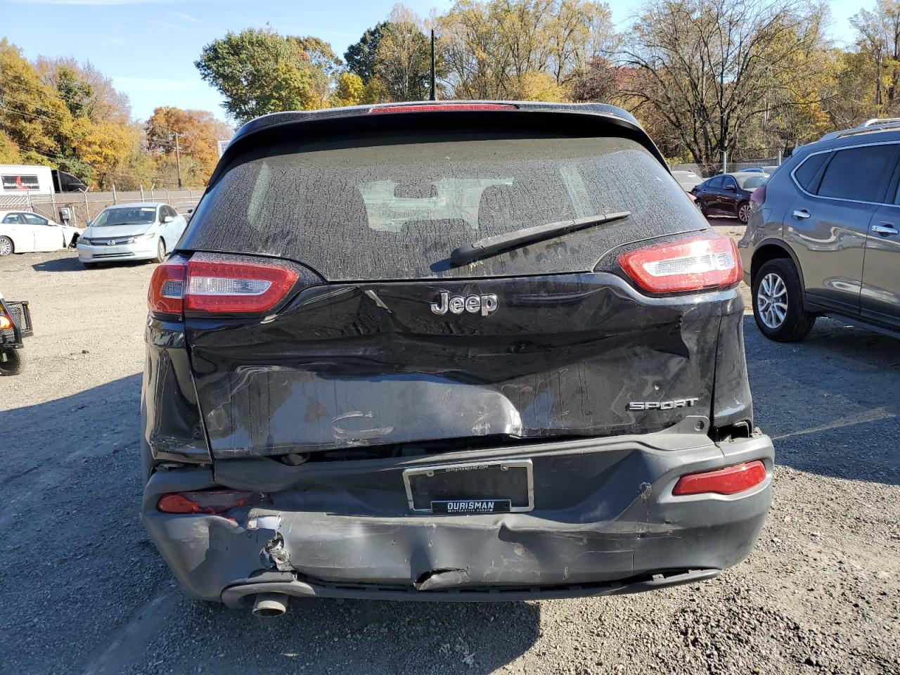 Jeep Grand Cherokee Sport Image 12