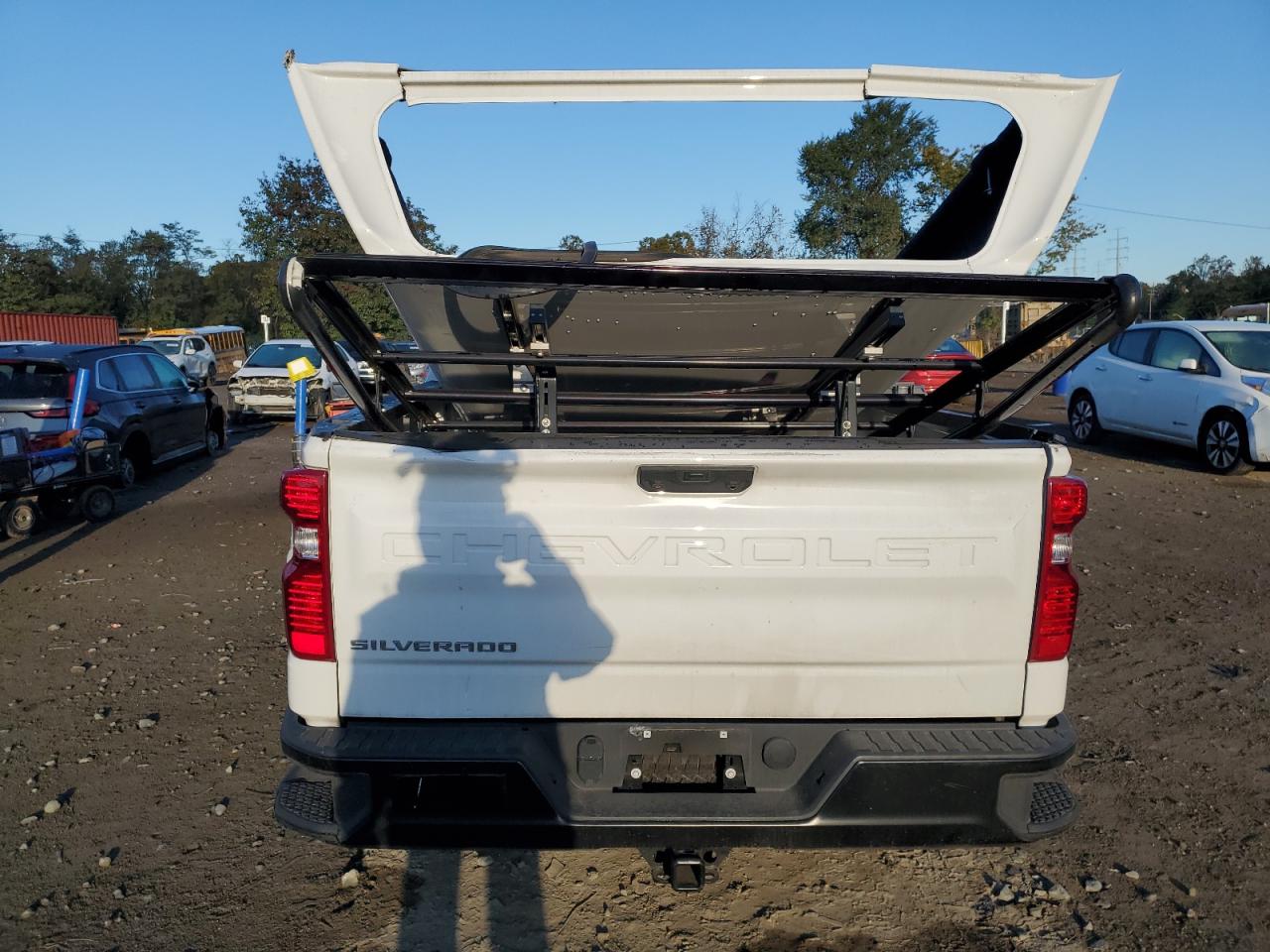 Chevrolet Silverado K1500 Image 9