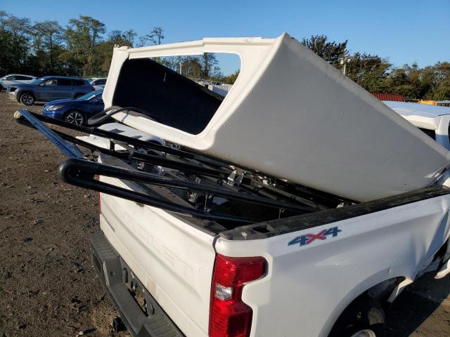 Chevrolet Silverado K1500 Image 12