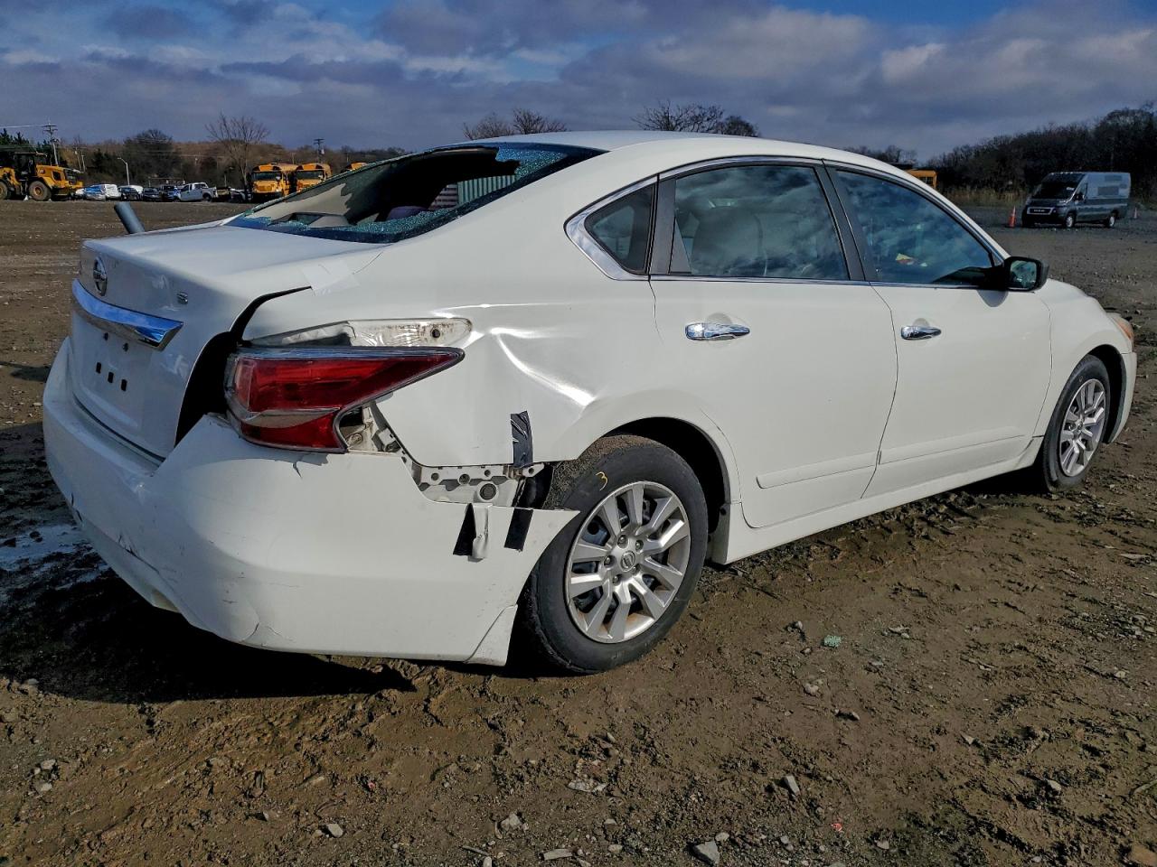 Nissan Altima 2.5 Image 3