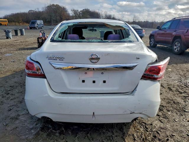 Nissan Altima 2.5 Image 6