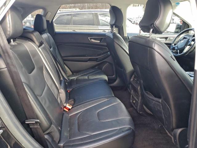 Ford Edge Titanium Image 5