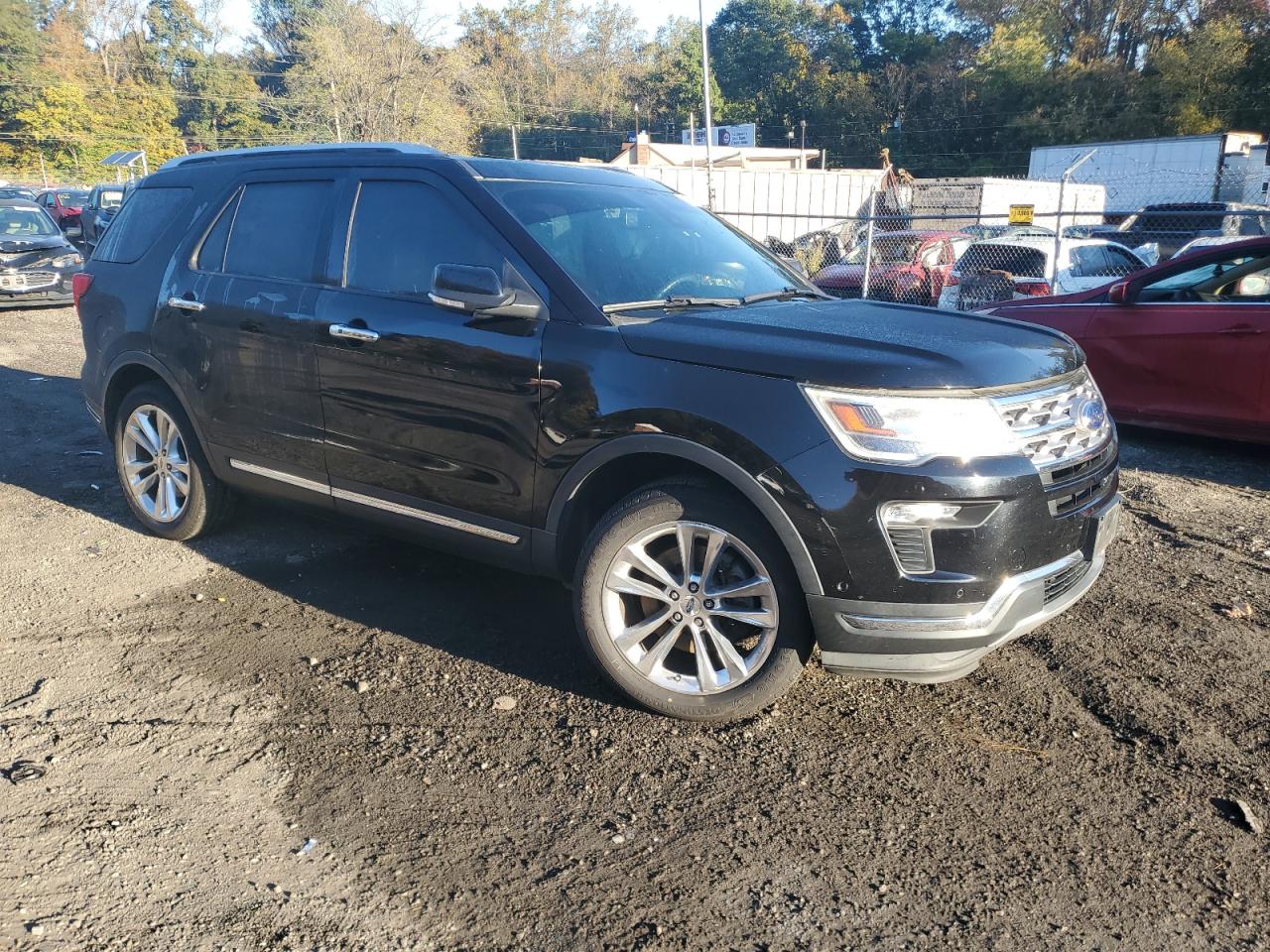 Ford Explorer Limited Image 2
