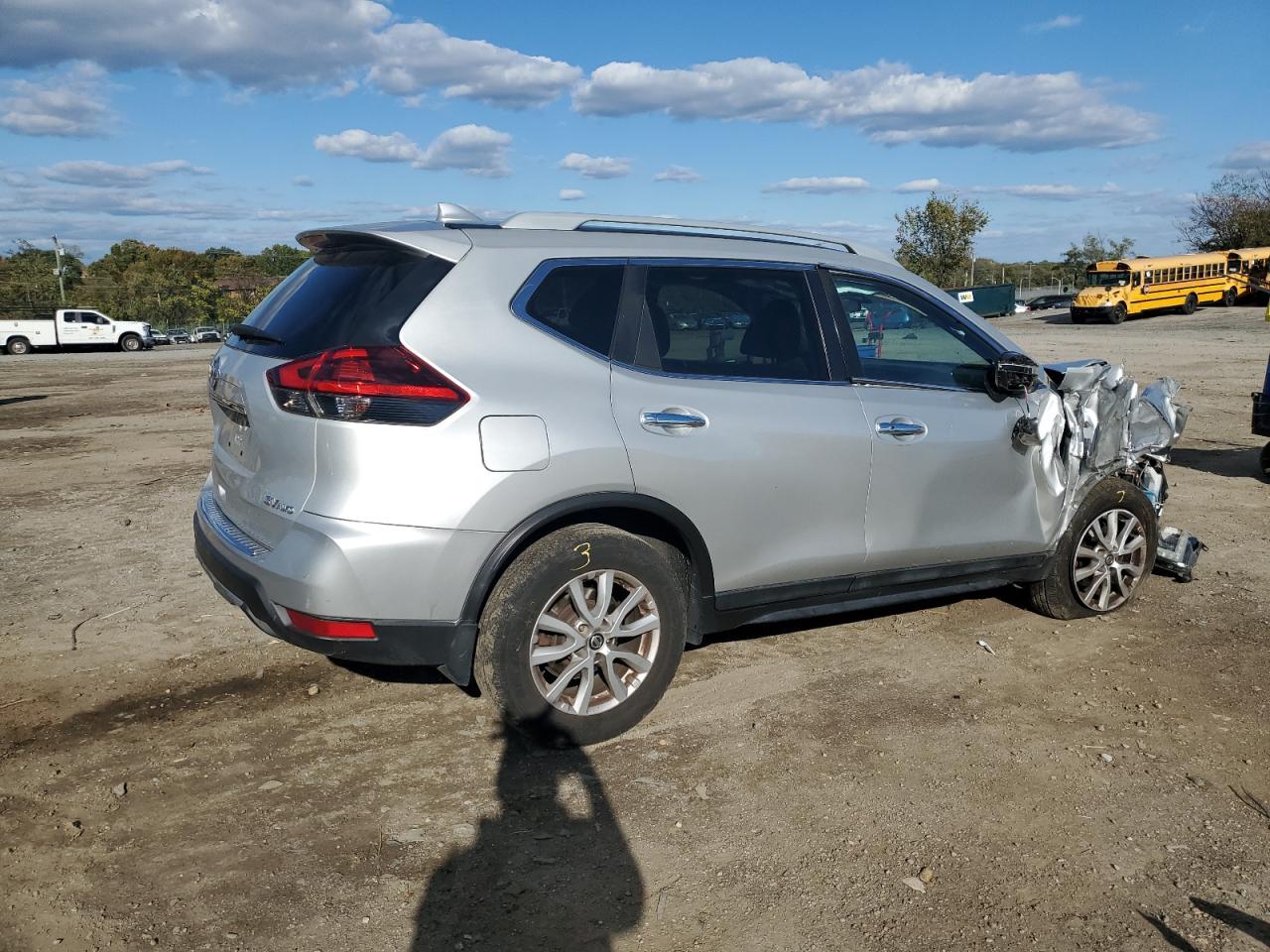 Nissan Rogue S Image 14