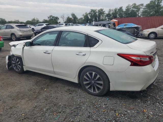 Nissan Altima 2.5 Image 3