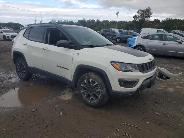 Jeep Compass Trailhawk Image 8