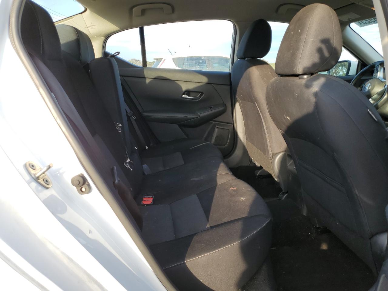 Nissan Sentra Sv Image 2