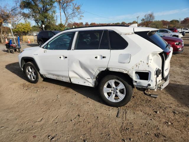 Toyota RAV4 Le Image 5