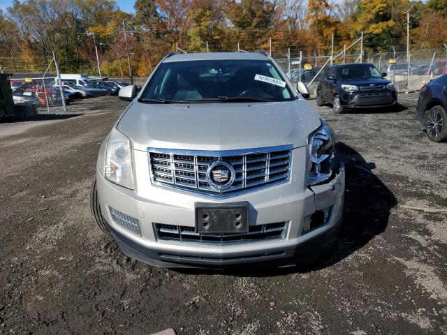 Cadillac SRX Image 3