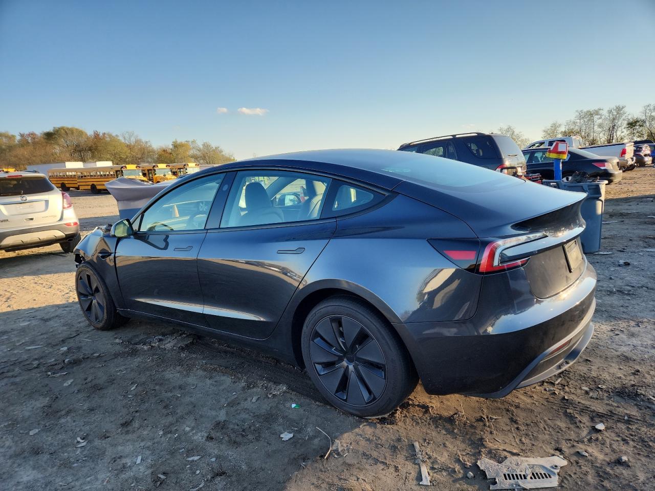 Tesla Model 3 Image 12