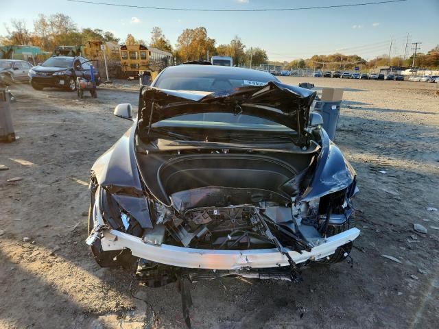 Tesla Model 3 Image 4