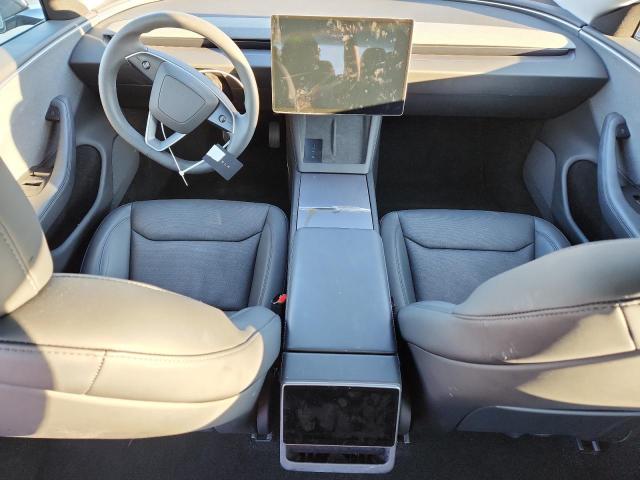 Tesla Model 3 Image 11