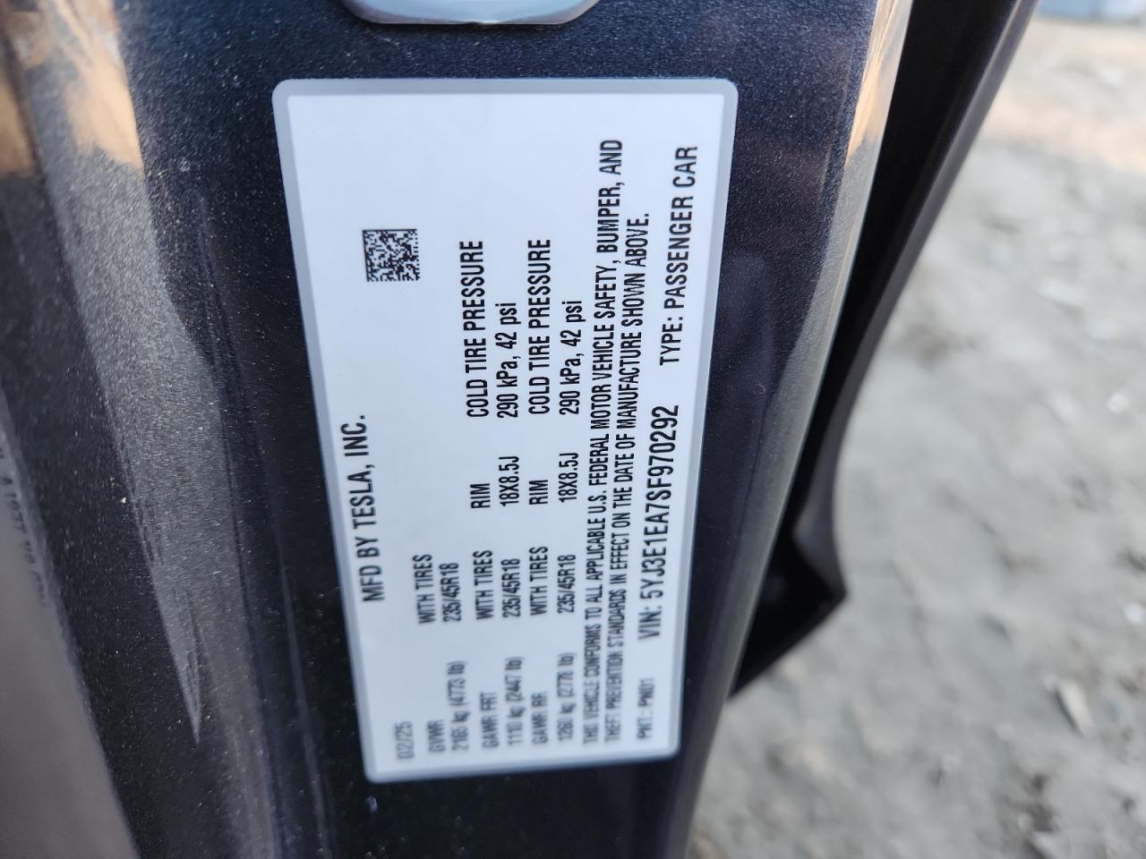 Tesla Model 3 Image 9