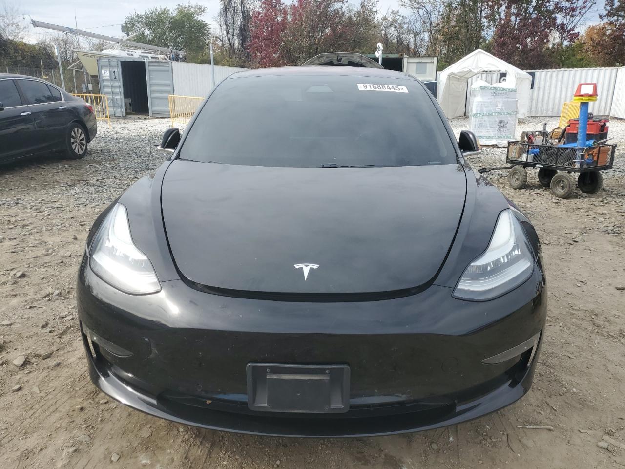 Tesla Model 3 Image 6