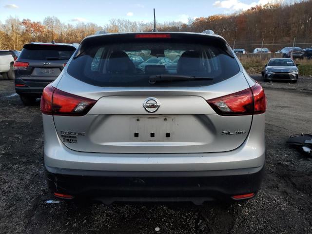 Nissan Rogue S Image 2