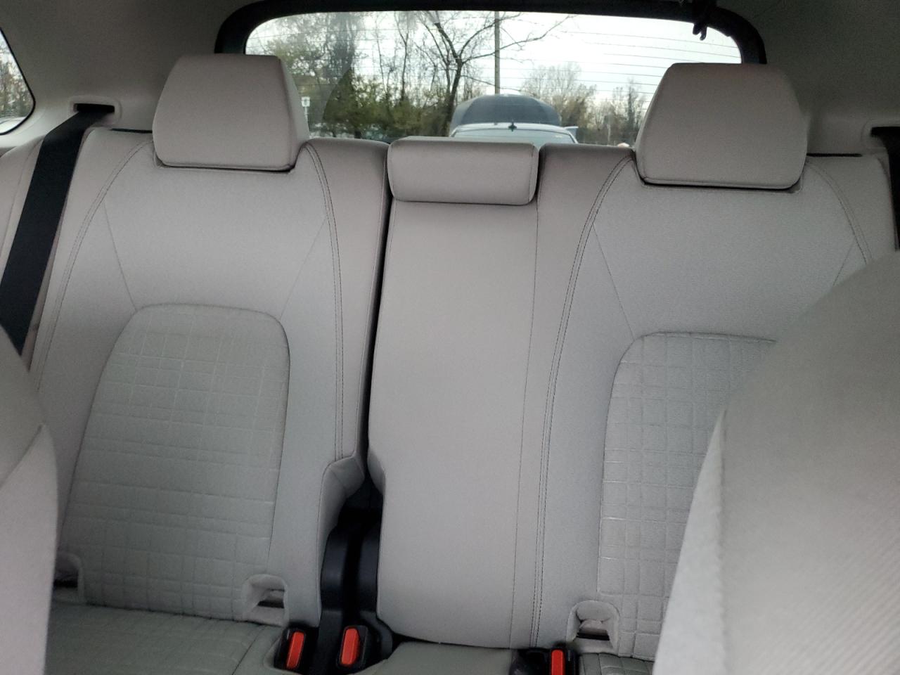 Honda HR-V Lx Image 11