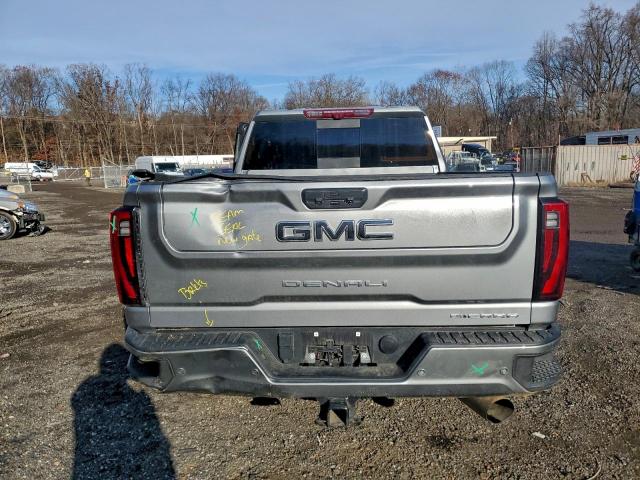 GMC Sierra K2500 Denali Ultimate Image 8
