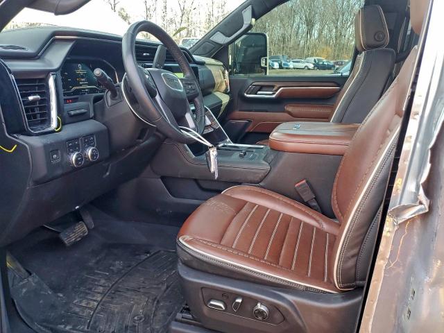 GMC Sierra K2500 Denali Ultimate Image 4